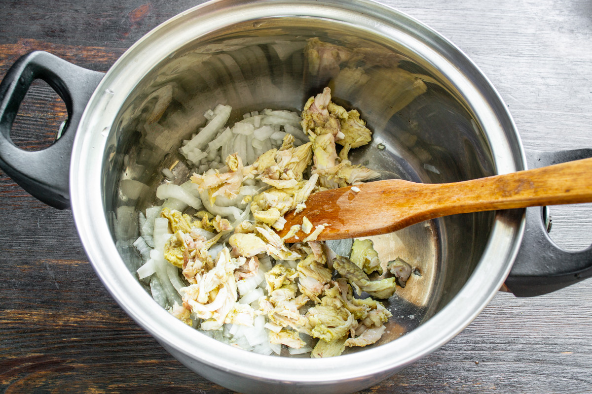 Вкусный обед за 20 минут: куриный суп с зелёным горошком Вкусный обед за 20 минут: куриный суп с зелёным горошком